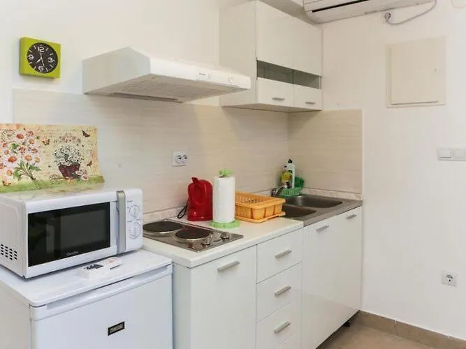 With Terrace And Sea View Apartament