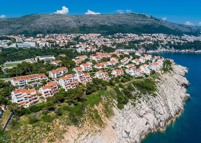 Apartament With Terrace And Sea View