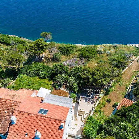 Apartmán With Terrace And Sea View
